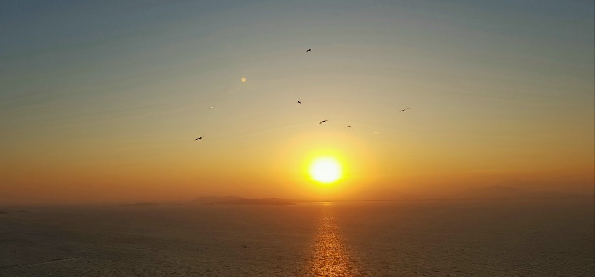 Coucher de soleil aux oiseaux depuis la crête des Mèdes