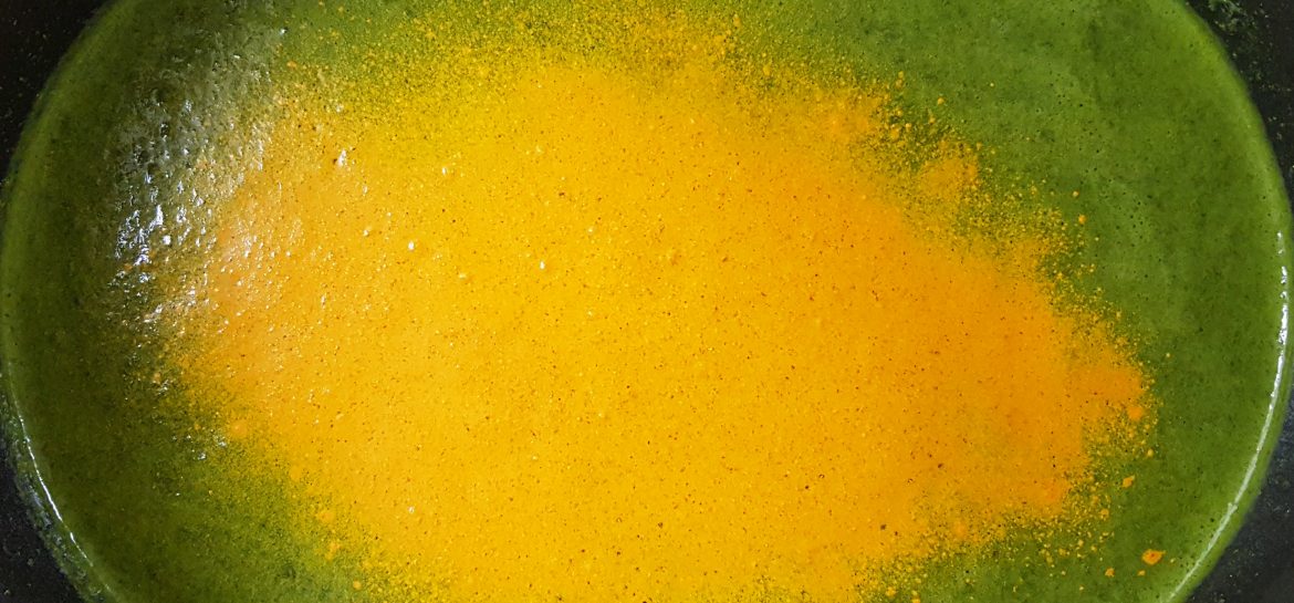 Epinard et curcuma