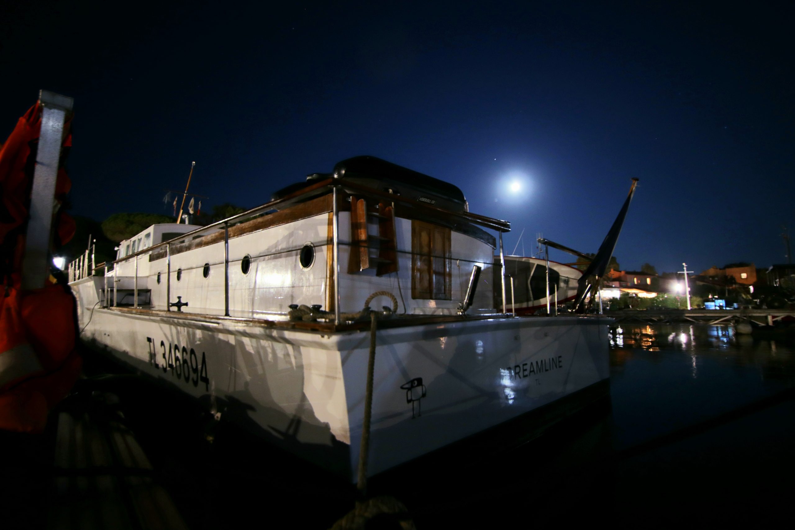 Bateau à la lune