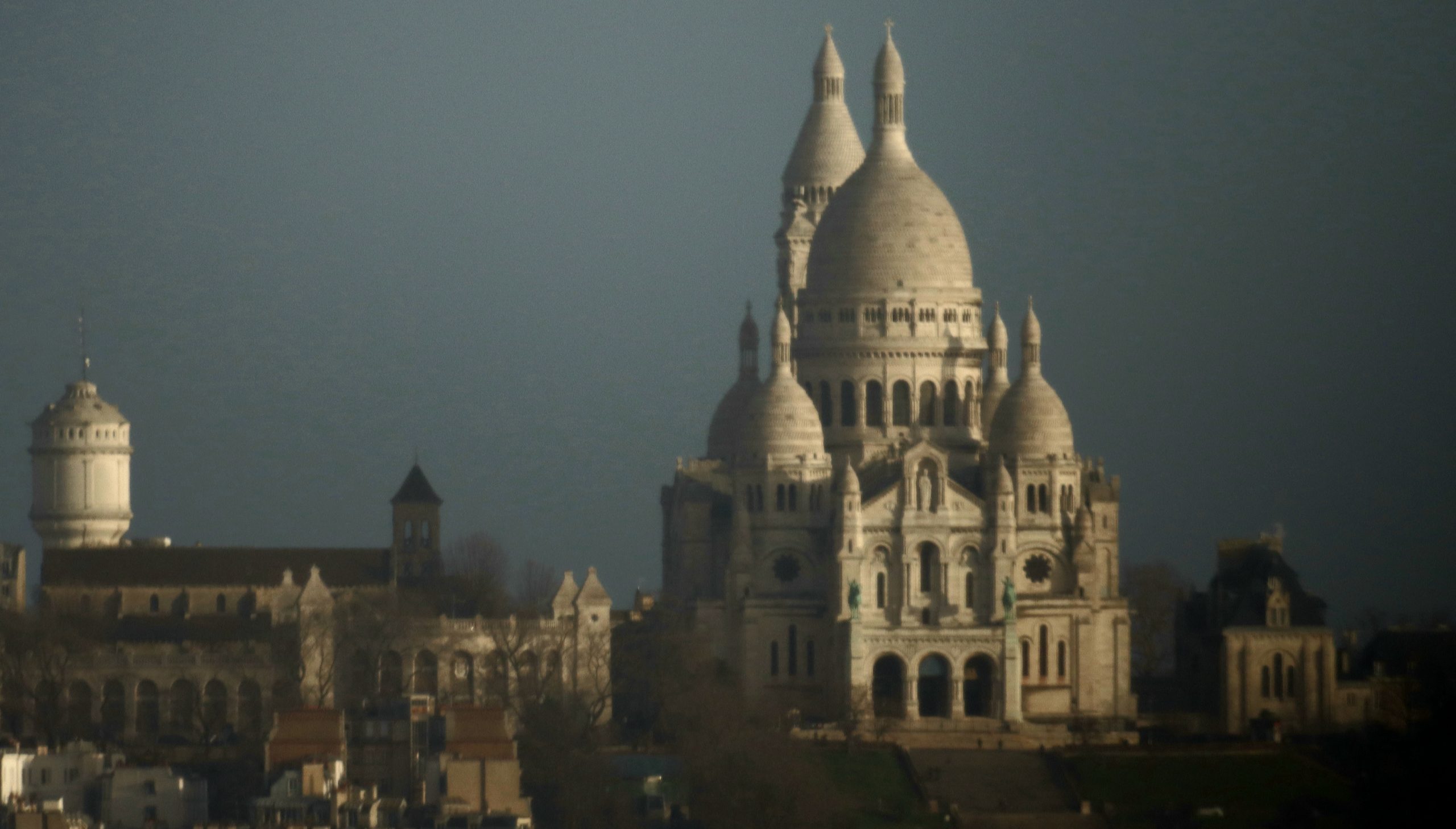 Montmartre  : Saint-Pierre et le Sacré-Cœur
