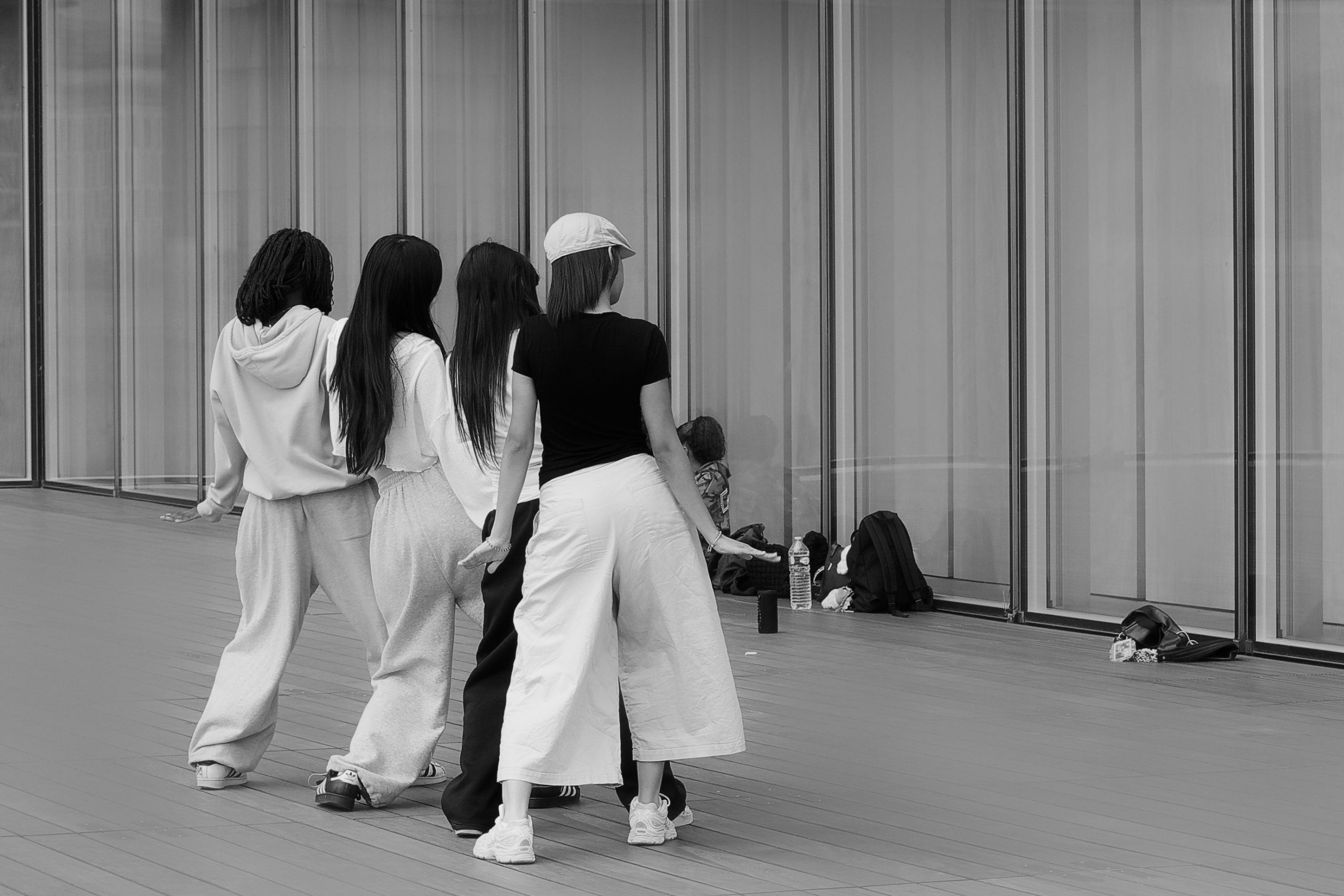 Danseuses en noir et blanc